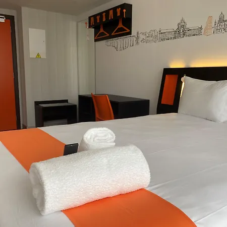 Hotel Easyhotel