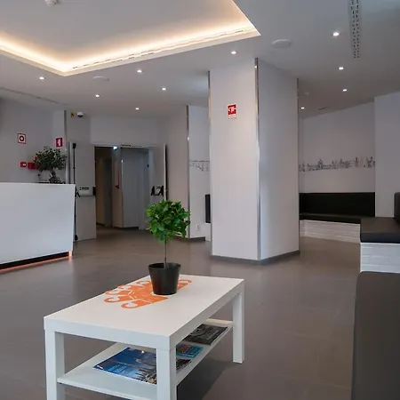 Easyhotel 2* Lizbona