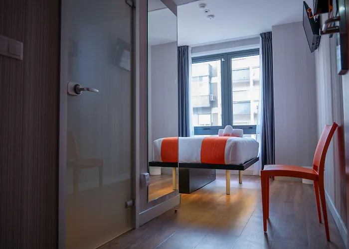 فندق Easyhotel 2*